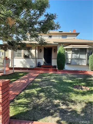 5317 Silver Drive, Santa Ana, California 92703