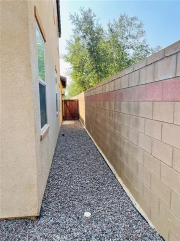 1304 Cardamom Court, Beaumont, California 92223