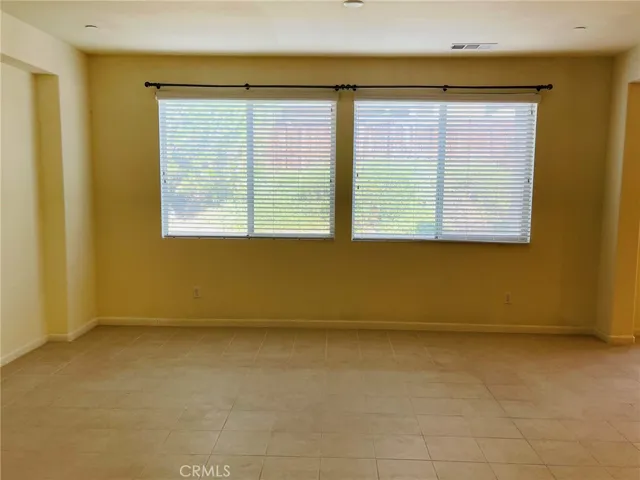 1304 Cardamom Court, Beaumont, California 92223