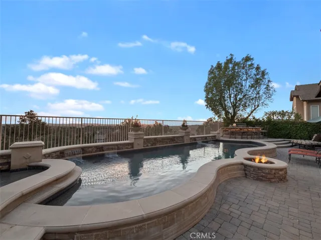 32792 Larkgrove Circle, Rancho Santa Margarita, California 92679