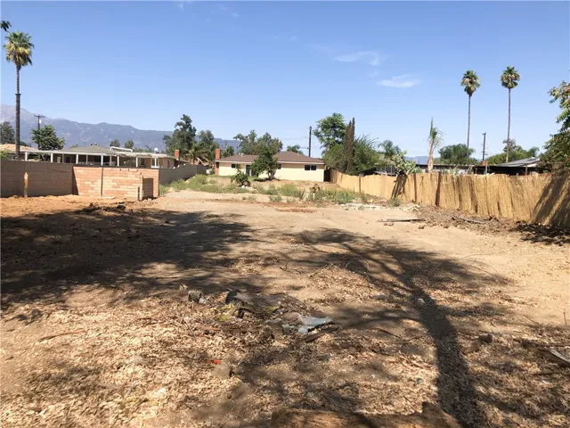 15159 Sequoia Avenue, Fontana, California 92335