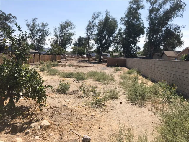 15159 Sequoia Avenue, Fontana, California 92335