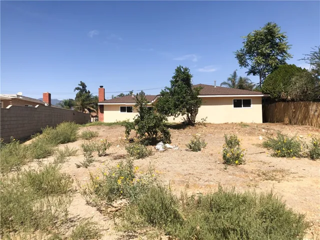 15159 Sequoia Avenue, Fontana, California 92335