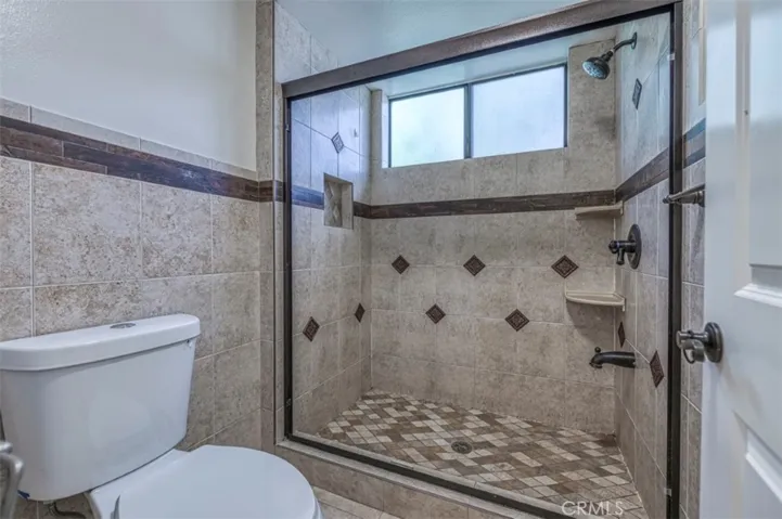21900 Marylee Street 284, Woodland Hills, California 91367