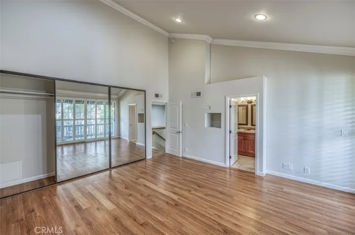21900 Marylee Street 284, Woodland Hills, California 91367