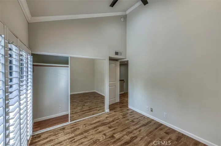 21900 Marylee Street 284, Woodland Hills, California 91367