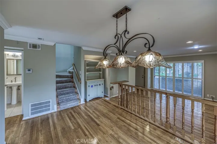 21900 Marylee Street 284, Woodland Hills, California 91367