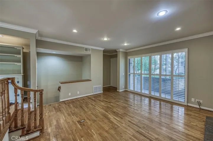 21900 Marylee Street 284, Woodland Hills, California 91367