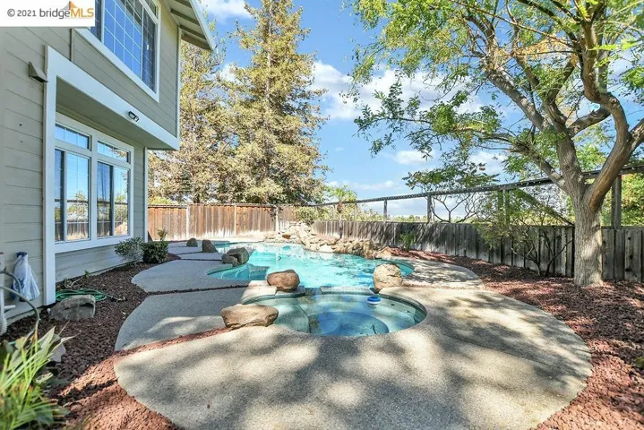4740 Crestone Peak Court, Antioch, California 94531