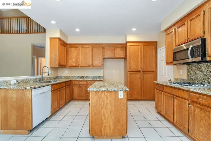 4740 Crestone Peak Court, Antioch, California 94531