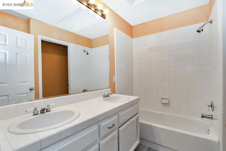 4740 Crestone Peak Court, Antioch, California 94531