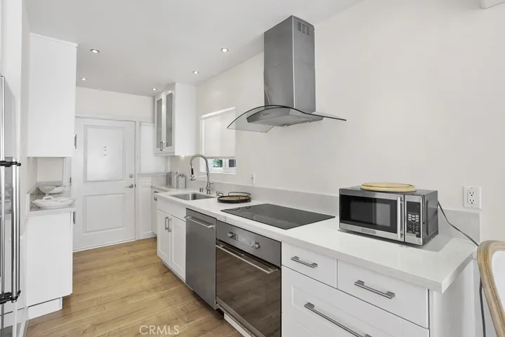 377 Mermaid Street 3, Laguna Beach, California 92651