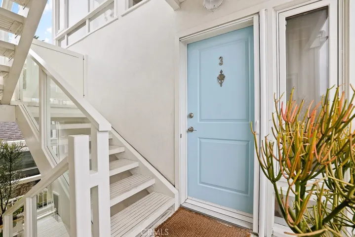 377 Mermaid Street 3, Laguna Beach, California 92651