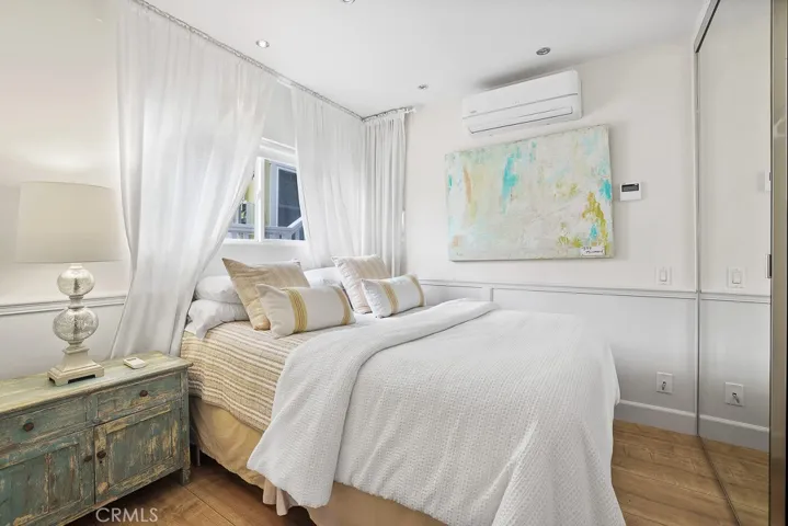 377 Mermaid Street 3, Laguna Beach, California 92651
