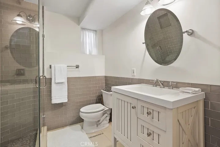 377 Mermaid Street 3, Laguna Beach, California 92651