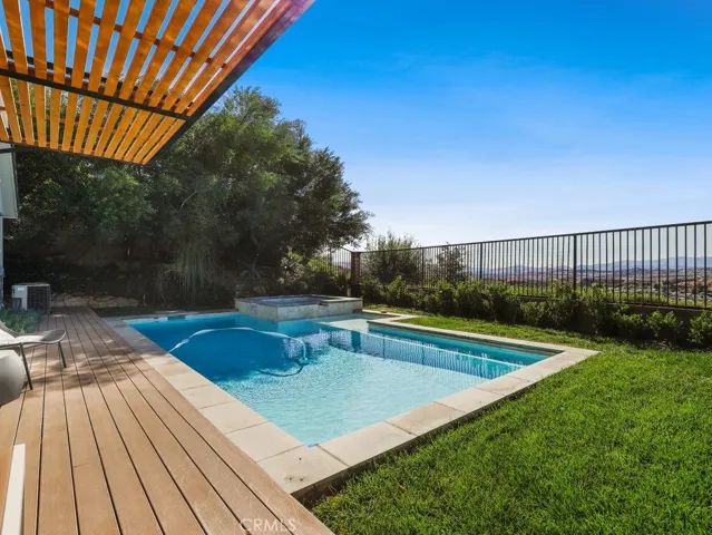 28855 Garnet Canyon Drive, Saugus, California 91390