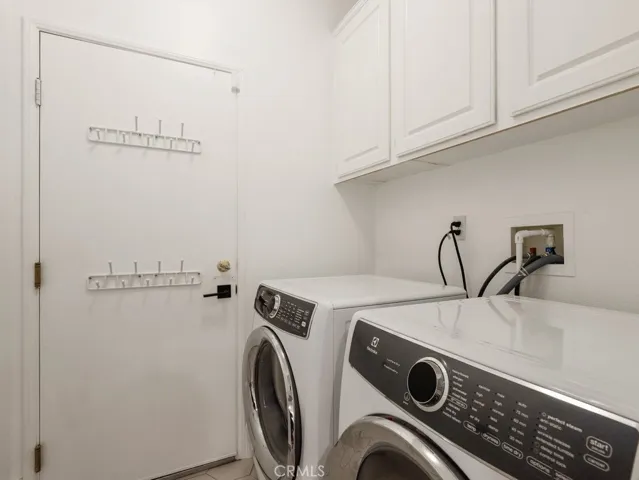 28855 Garnet Canyon Drive, Saugus, California 91390