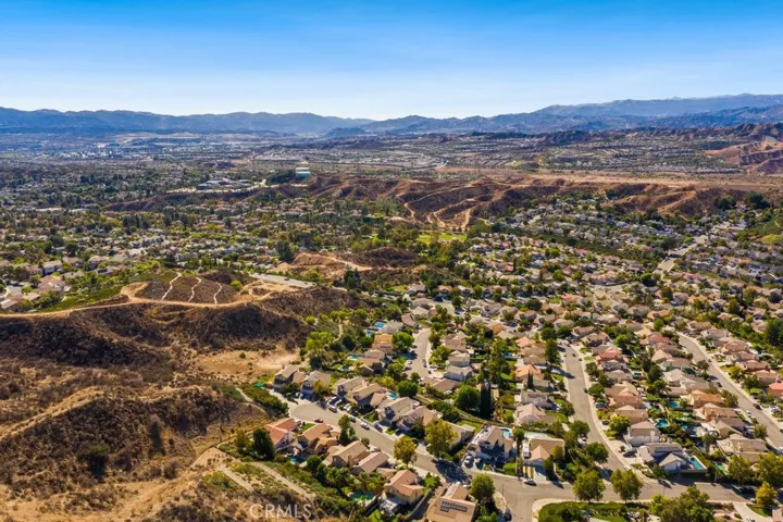 28855 Garnet Canyon Drive, Saugus, California 91390