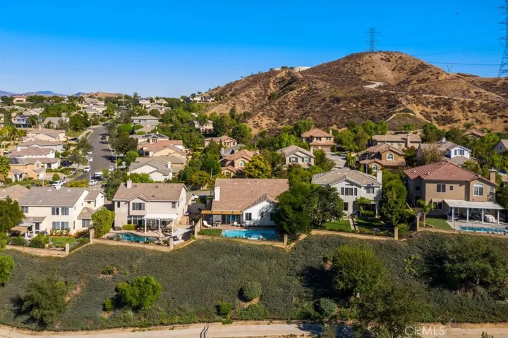 28855 Garnet Canyon Drive, Saugus, California 91390