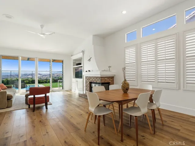 28855 Garnet Canyon Drive, Saugus, California 91390