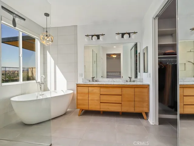 28855 Garnet Canyon Drive, Saugus, California 91390