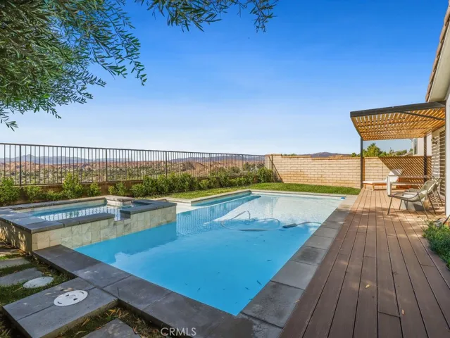 28855 Garnet Canyon Drive, Saugus, California 91390