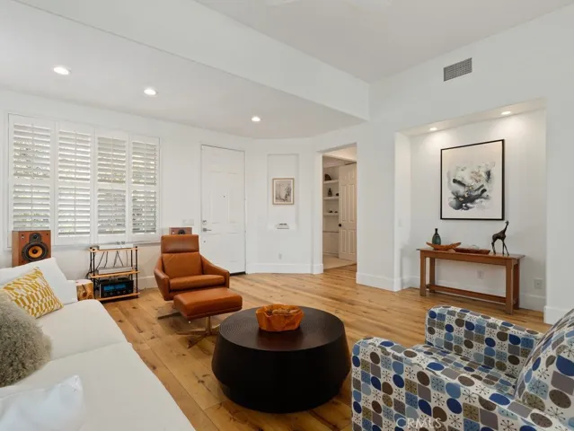28855 Garnet Canyon Drive, Saugus, California 91390