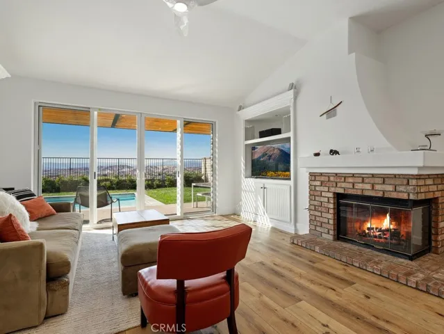 28855 Garnet Canyon Drive, Saugus, California 91390