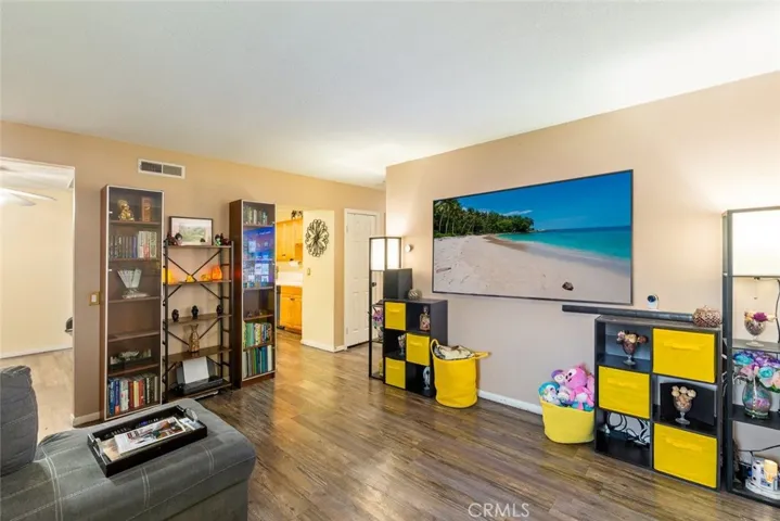 525 N Beech 22, Escondido, California 92025