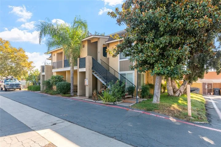 525 N Beech 22, Escondido, California 92025