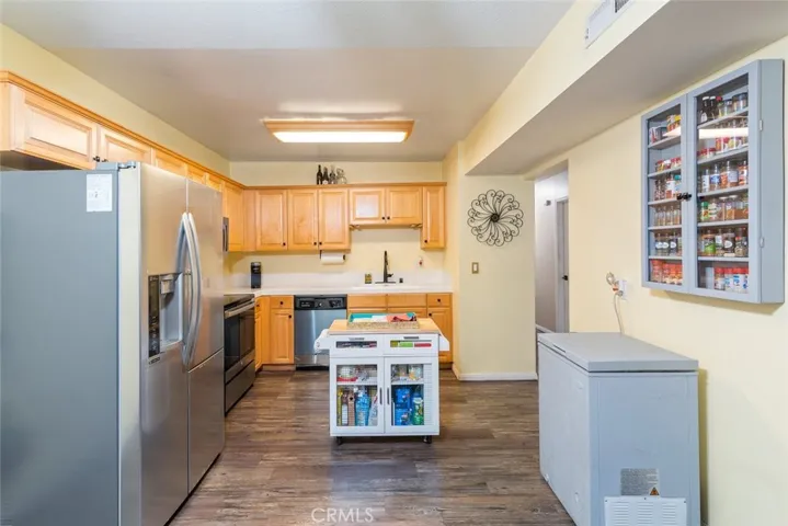 525 N Beech 22, Escondido, California 92025