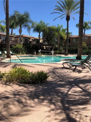 Commuity pool area