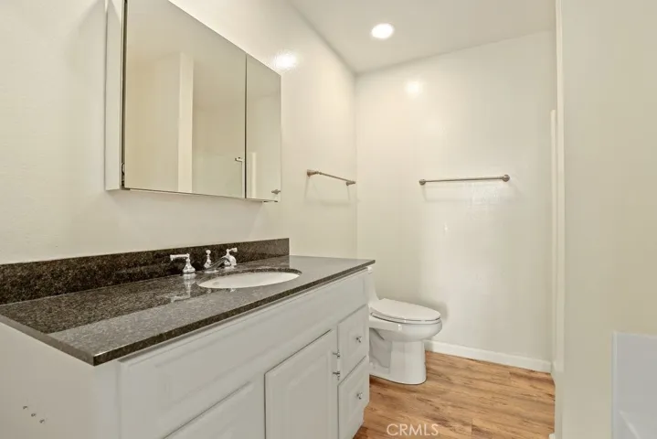 125 N Allen Avenue 214, Pasadena, California 91106