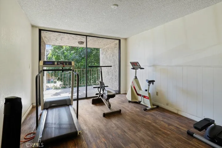 125 N Allen Avenue 214, Pasadena, California 91106