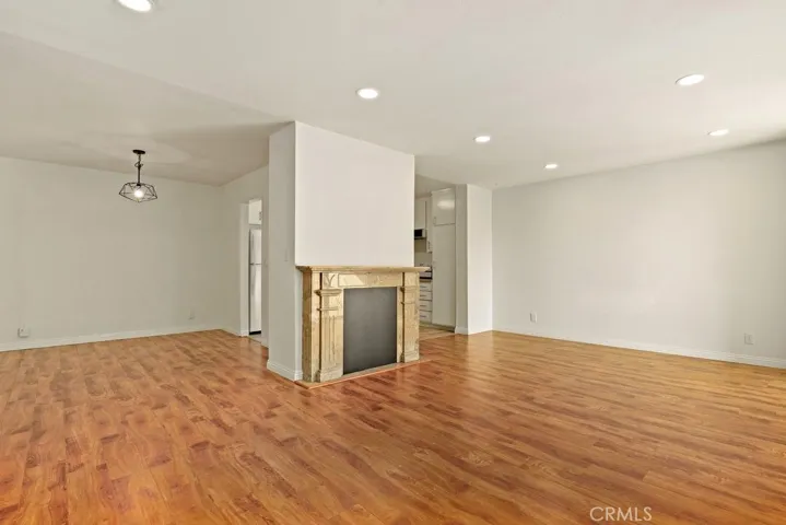 125 N Allen Avenue 214, Pasadena, California 91106