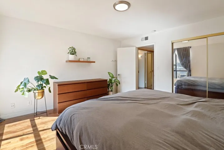 125 N Allen Avenue 214, Pasadena, California 91106