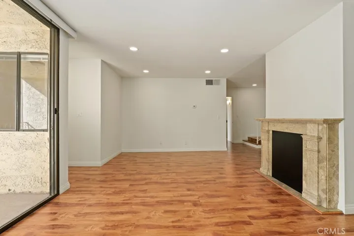 125 N Allen Avenue 214, Pasadena, California 91106