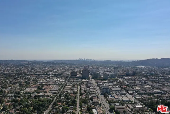 1635 Hazbeth Lane, Glendale, California 91202