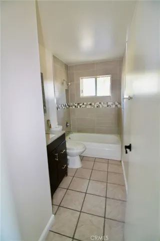 1290 Ave De La Suerte, Azusa, California 91702