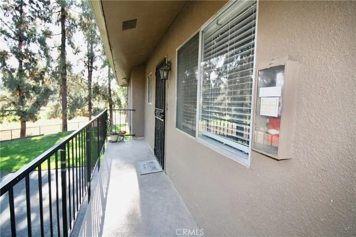 1290 Ave De La Suerte, Azusa, California 91702