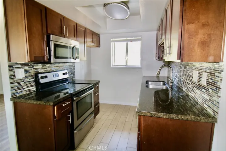 1290 Ave De La Suerte, Azusa, California 91702