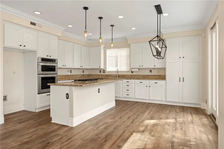 8668 E Sunnywalk Lane, Anaheim Hills, California 92808