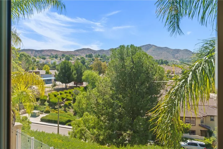8668 E Sunnywalk Lane, Anaheim Hills, California 92808