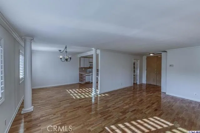 10707 Camarillo Street 211, North Hollywood, California 91602