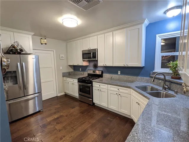 3160 Locust Street, Riverside, California 92501