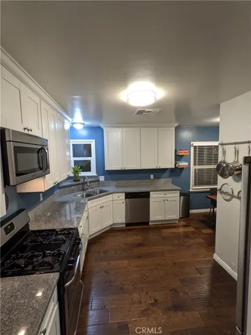 3160 Locust Street, Riverside, California 92501