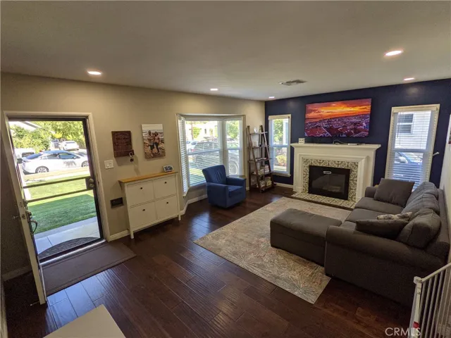 3160 Locust Street, Riverside, California 92501
