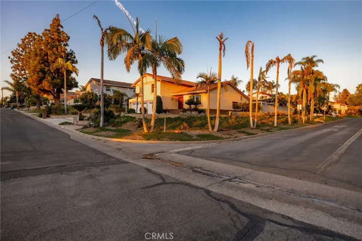 4920 Lincolnshire Avenue, Buena Park, California 90621
