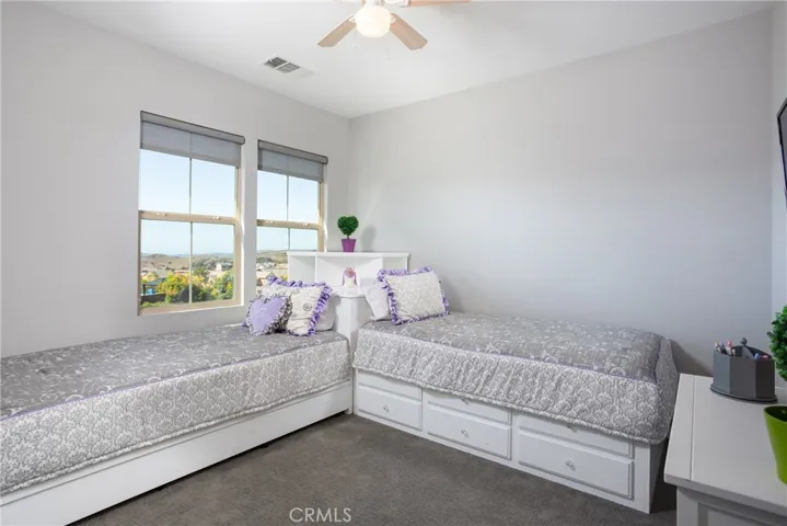 secondary bedroom w/views