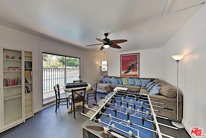 6306 Morella Avenue, North Hollywood, California 91606